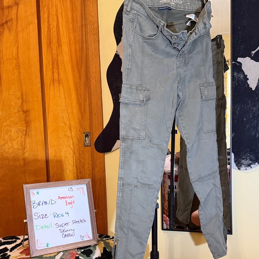 American Eagle Olive Green Cargo Pants